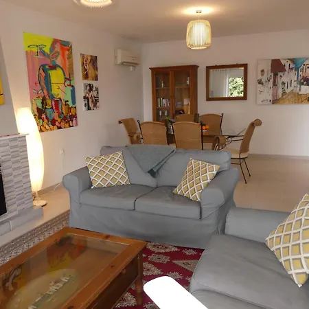 Villa Mara *